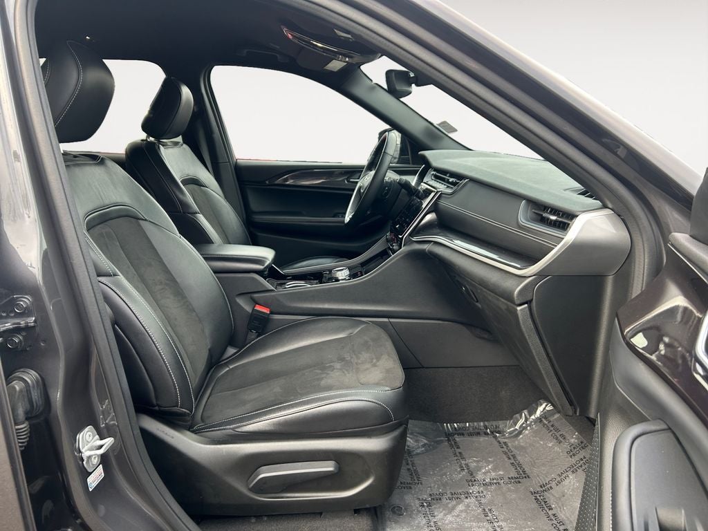 2022 Jeep Grand Cherokee L Altitude