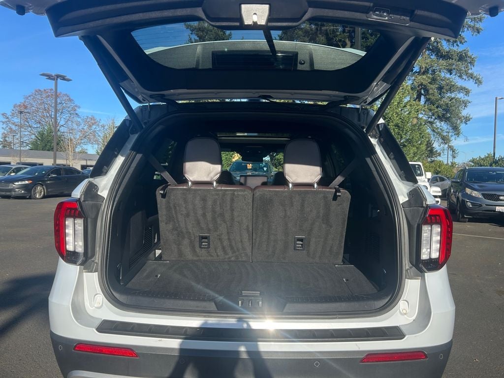 2025 Ford Explorer Platinum