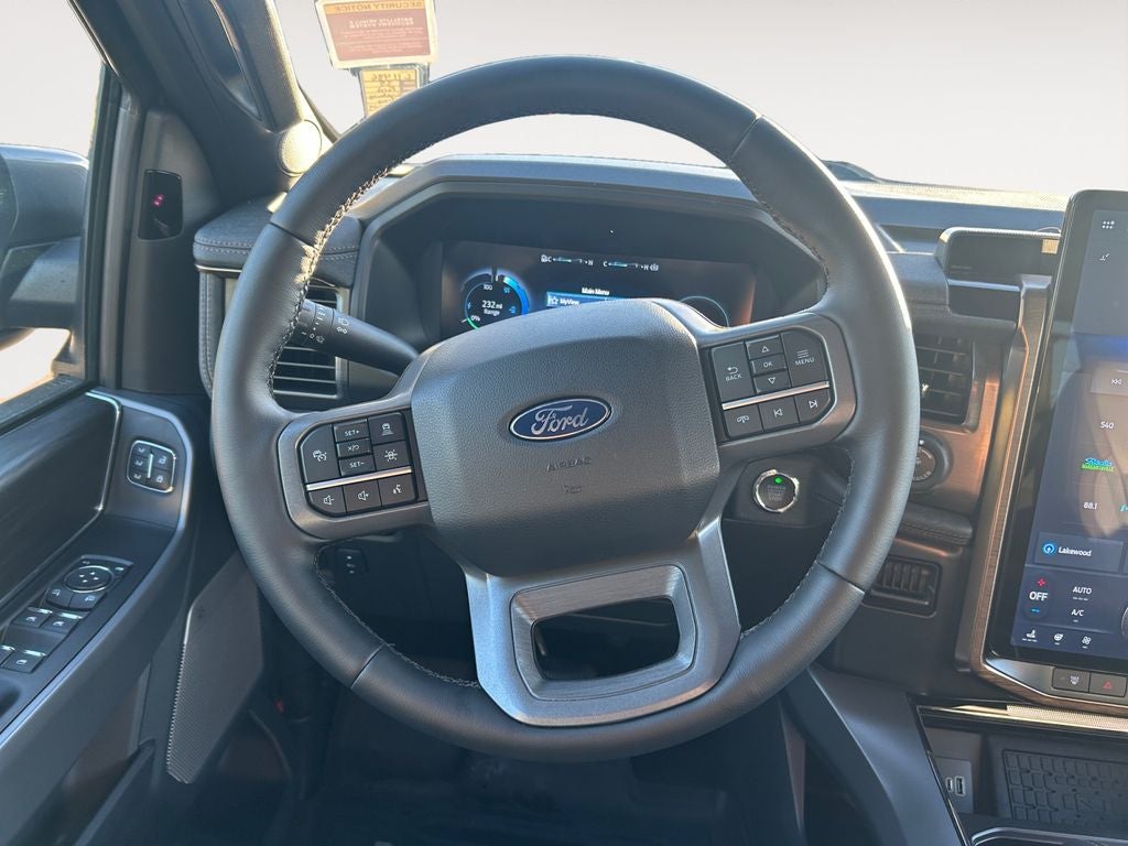 2025 Ford F-150 Lightning Lariat Lifted