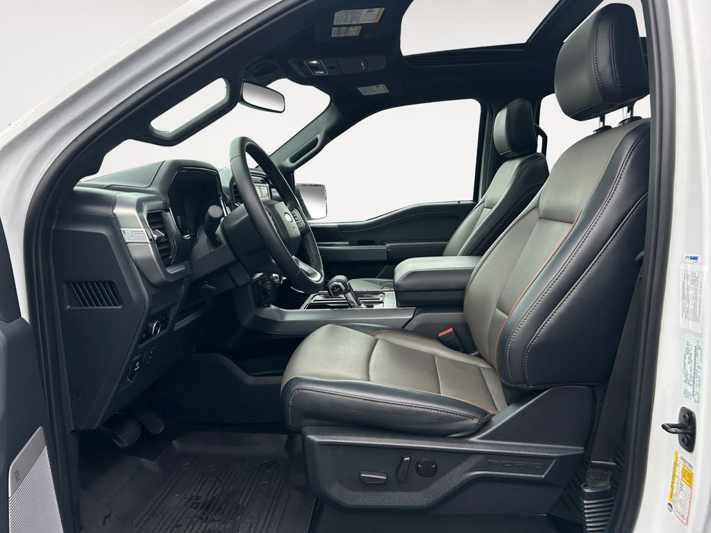 2025 Ford F-150 Lariat Hybrid