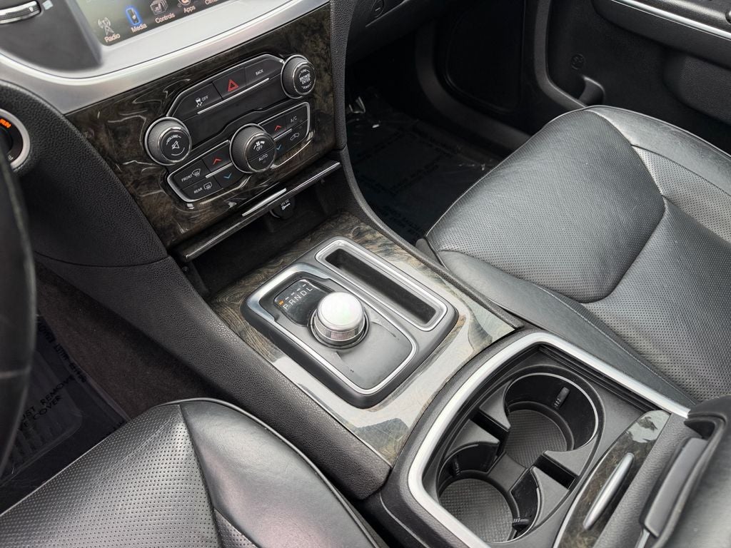 2016 Chrysler 300 C