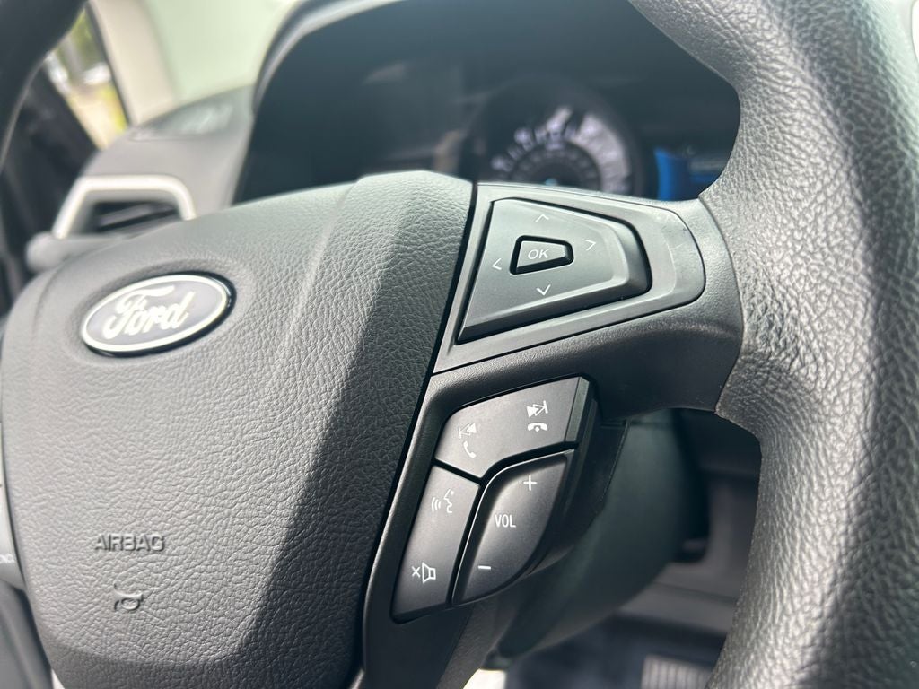 2022 Ford Edge SE