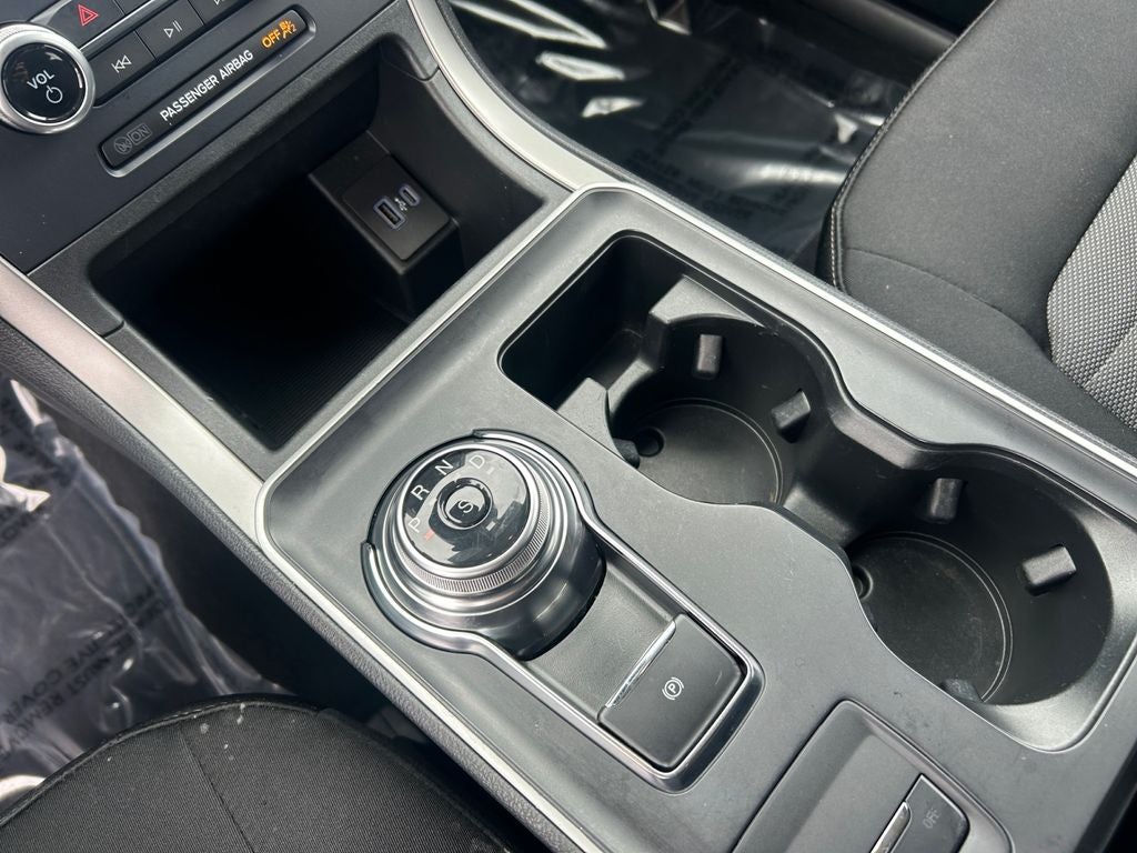 2022 Ford Edge SE