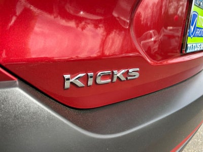 2019 Nissan Kicks SR