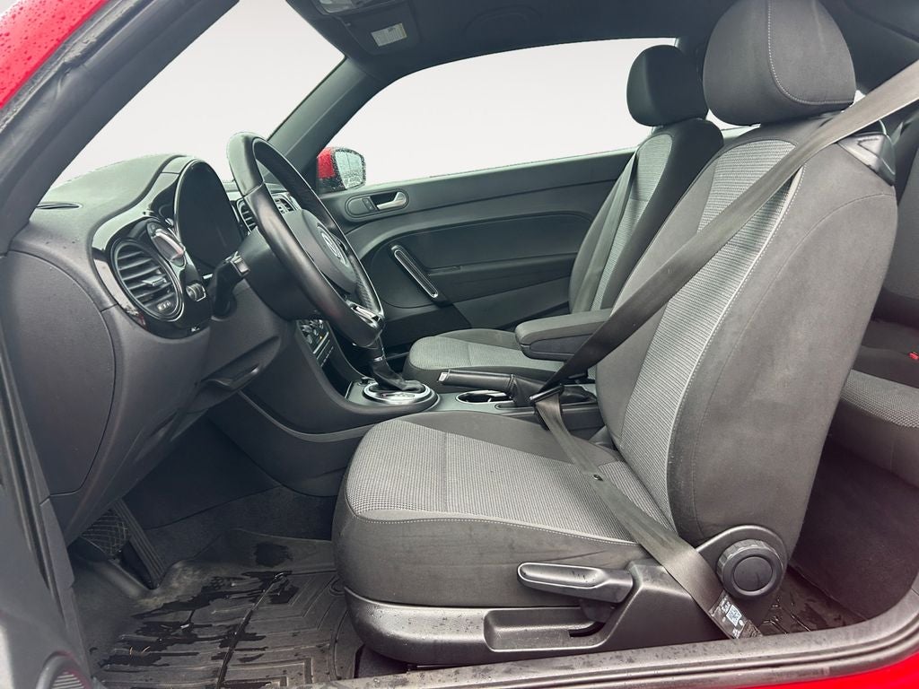 2019 Volkswagen Beetle 2.0T S