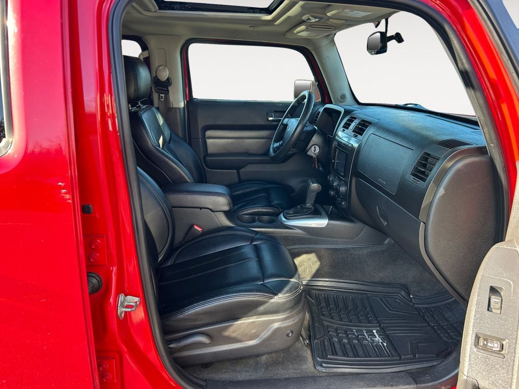 2010 Hummer H3 Base