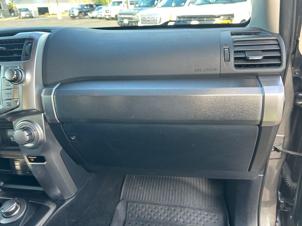 2019 Toyota 4Runner SR5 Premium 3rd Row Seating