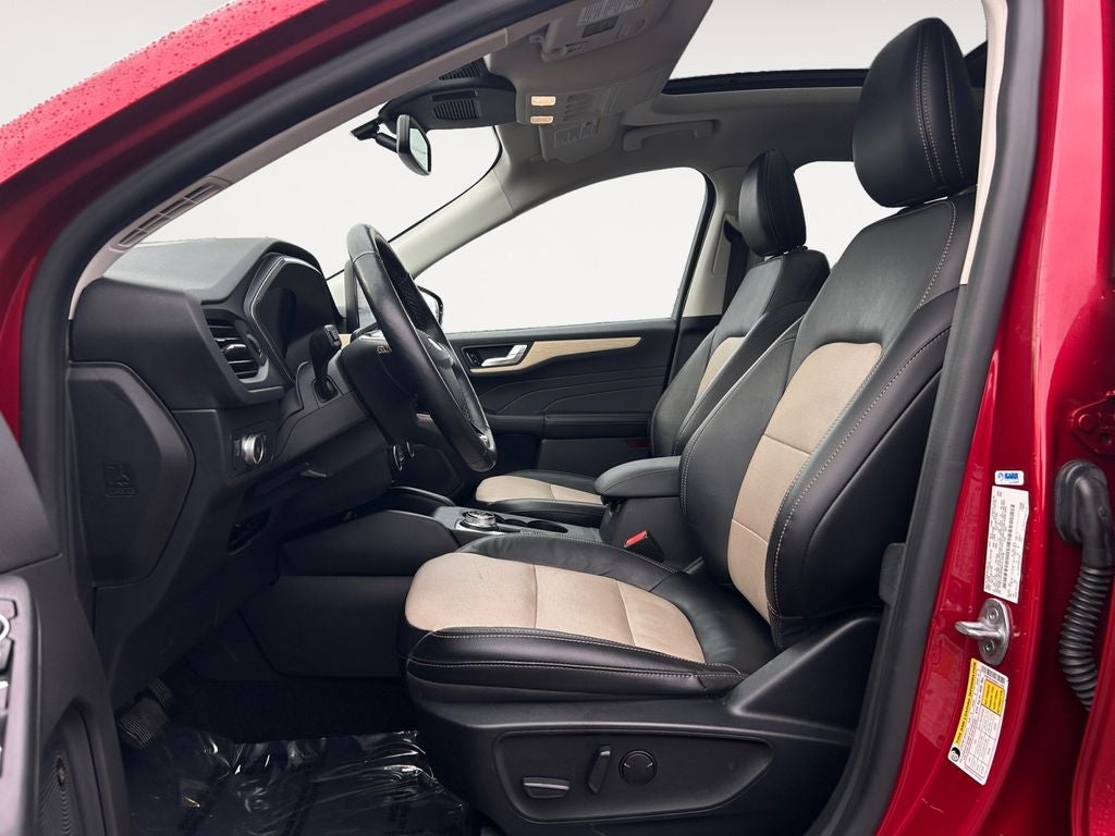 2021 Ford Escape Titanium