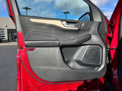 2021 Ford Escape Titanium