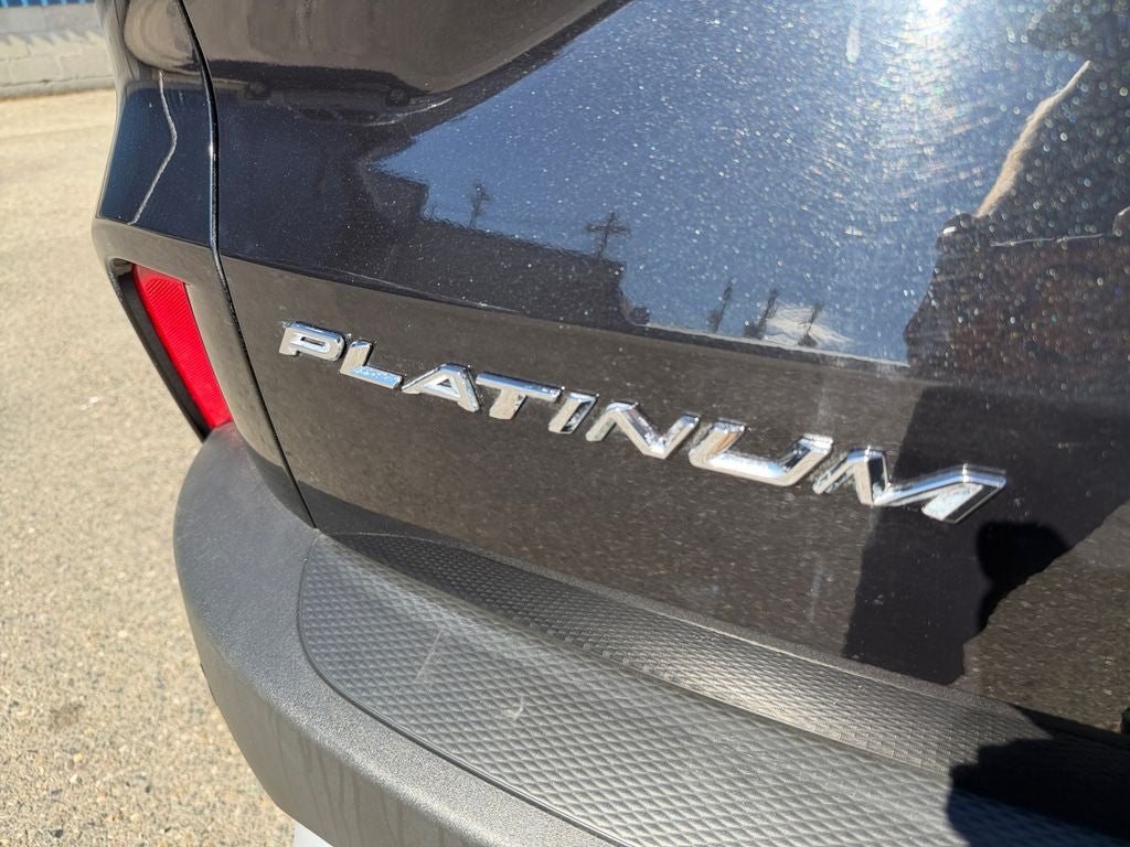 2025 Ford Escape Platinum