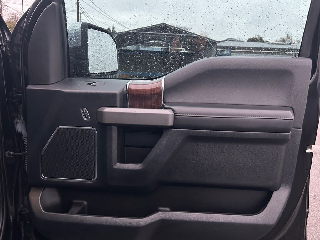 2016 Ford F-150 Platinum