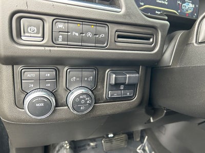 2022 GMC Yukon XL SLE