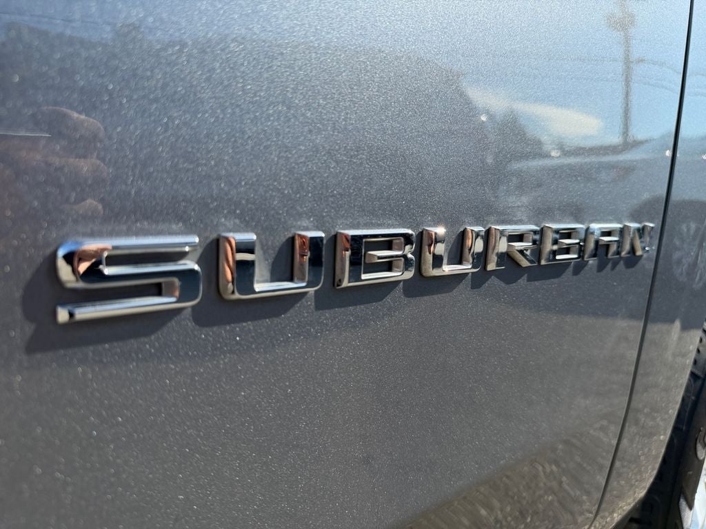 2022 Chevrolet Suburban LT