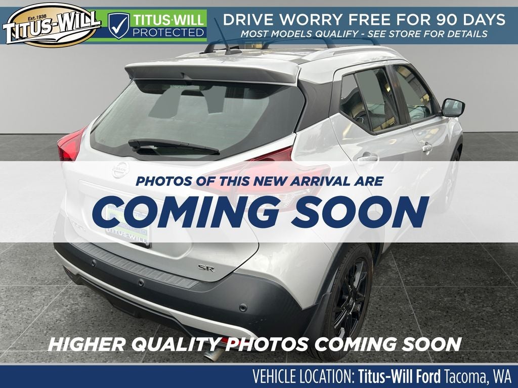 2020 Nissan Kicks SR