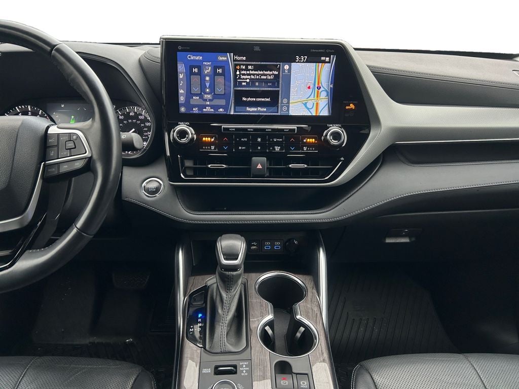 2022 Toyota Highlander Platinum