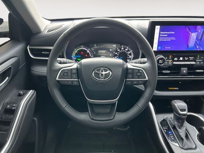 2024 Toyota Highlander Hybrid XLE