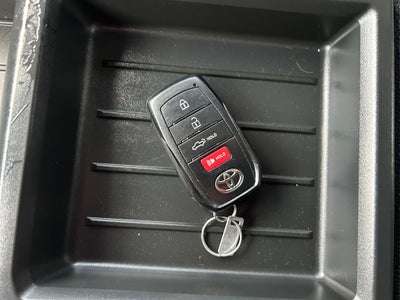 2022 Toyota Tundra SR5