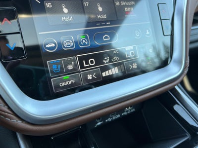 2025 Subaru Outback Touring XT