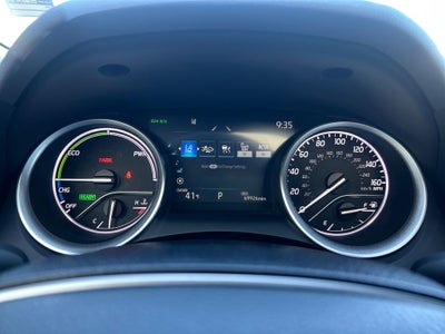 2022 Toyota Camry Hybrid XLE