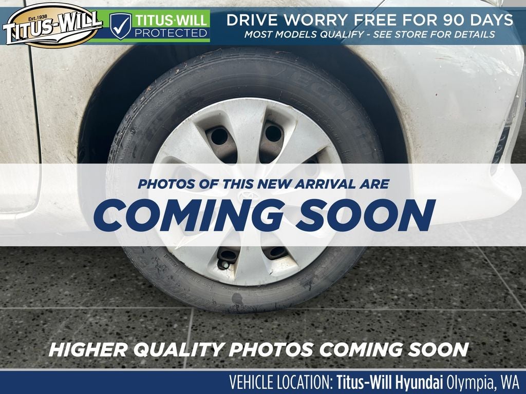 2013 Toyota Prius c Three