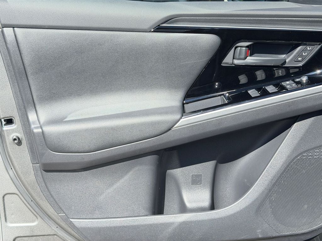 2024 Subaru Solterra Limited