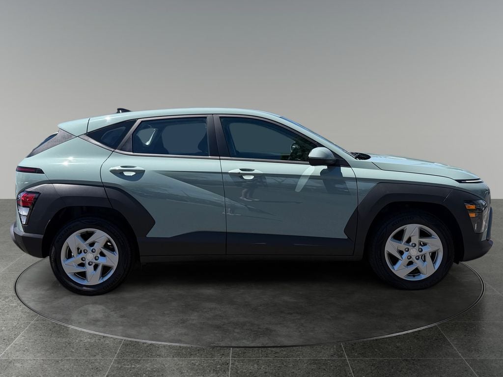 2025 Hyundai Kona SE