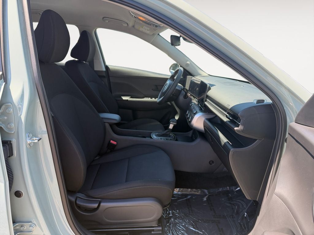 2025 Hyundai Kona SE