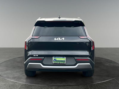 2024 Kia EV9 Wind