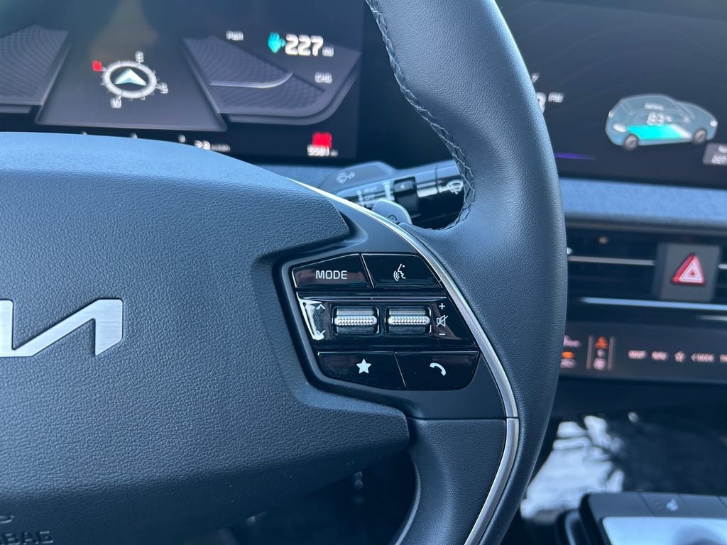 2024 Kia EV6 Light