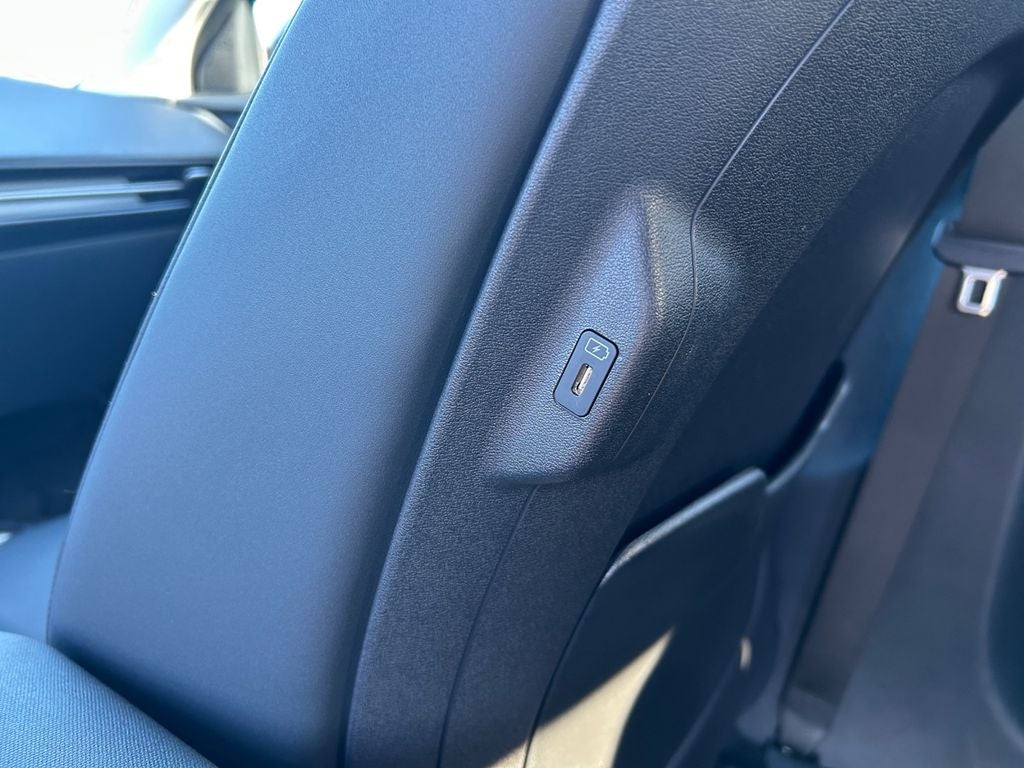 2024 Kia EV6 Light