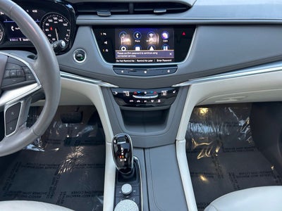 2021 Cadillac XT5 Premium Luxury