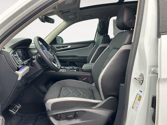 2024 Volkswagen Atlas 2.0T Peak Edition SE w/Technology