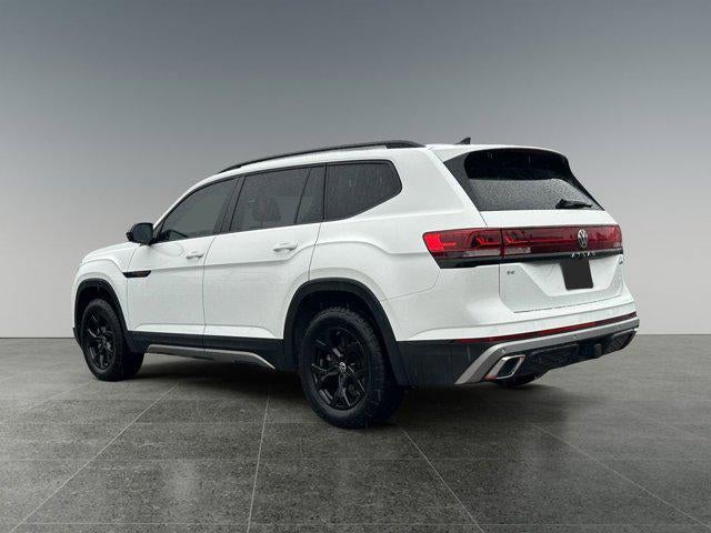 2024 Volkswagen Atlas 2.0T Peak Edition SE w/Technology