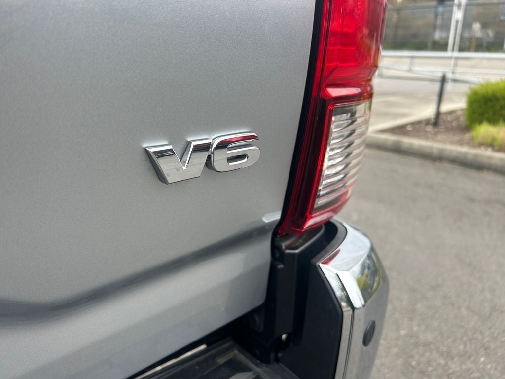 2022 Toyota Tacoma SR5 V6
