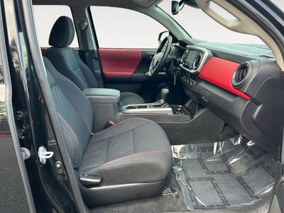 2021 Toyota TACOMA SR5 SR5 V6