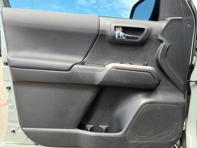 2023 Toyota Tacoma TRD Off-Road ONE OWNER V6