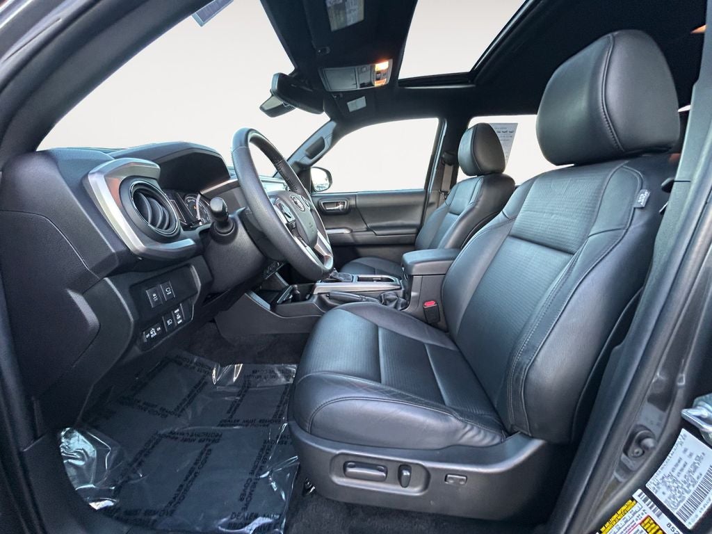 2023 Toyota TACOMA LIMITED Limited V6