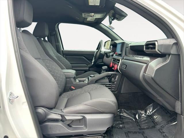 2025 Toyota TACOMA SR5 SR5