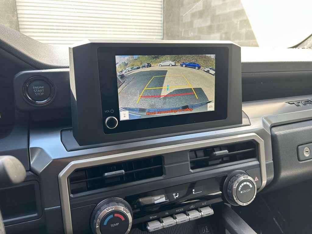 2025 Toyota TACOMA SR5 SR5