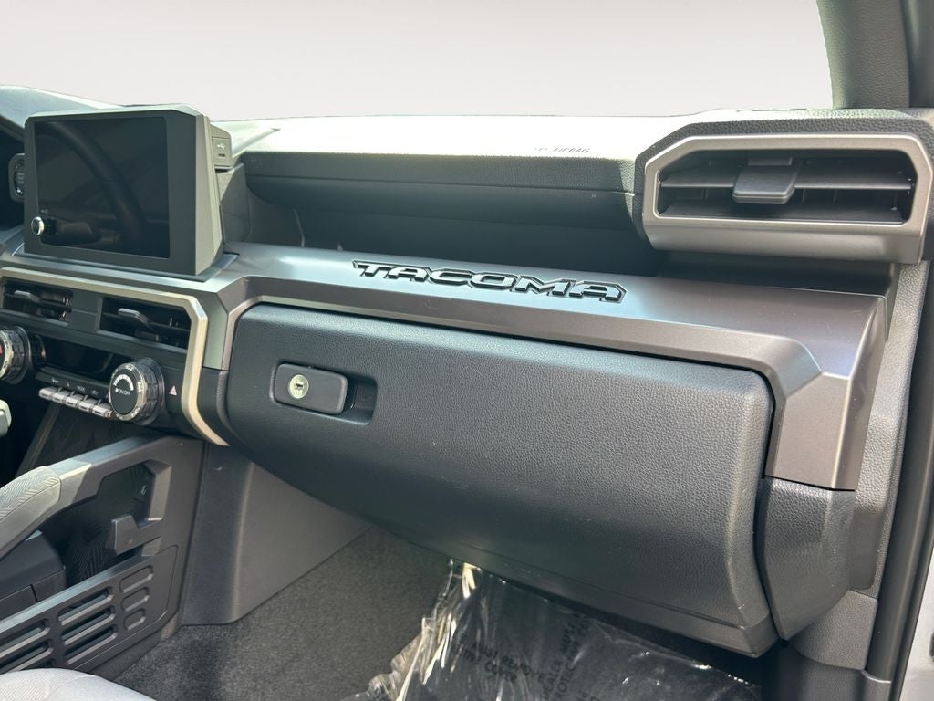 2025 Toyota TACOMA SR5 SR5