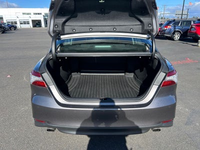 2018 Toyota CAMRY XLE