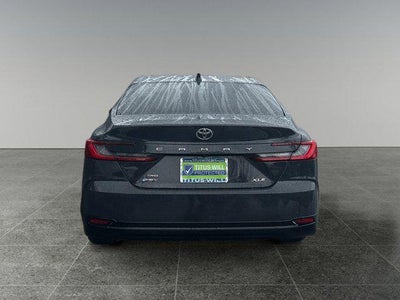 2025 Toyota CAMRY XLE