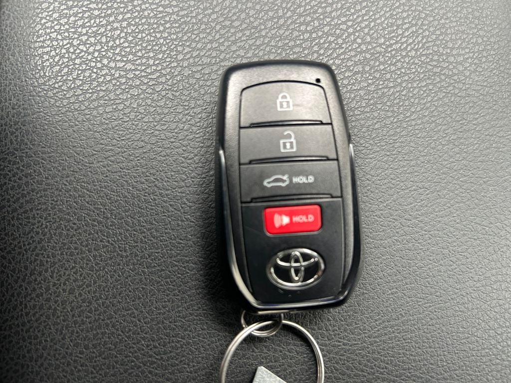 2025 Toyota CAMRY LE HYBRID