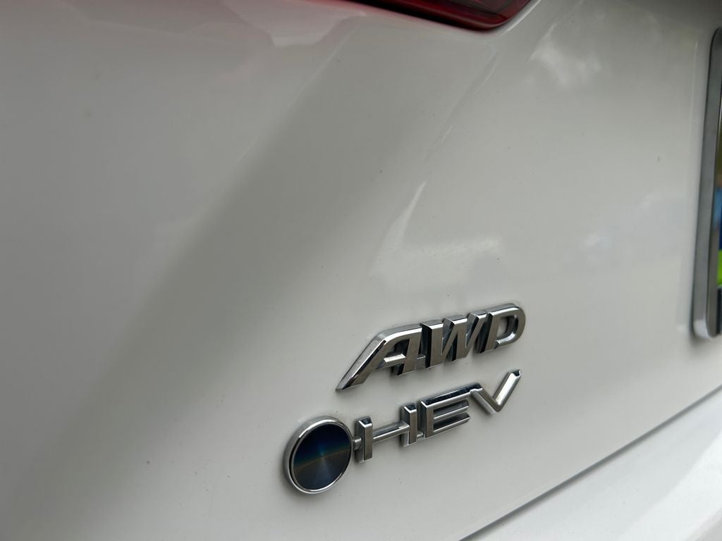 2025 Toyota CAMRY LE HYBRID