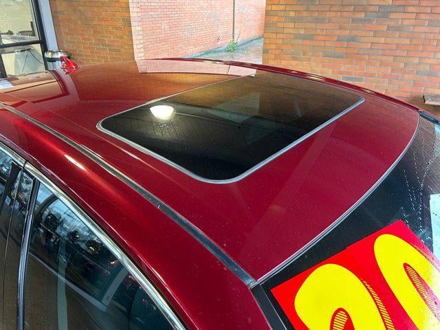 2020 Toyota CAMRY HYBRID XLE 1 Owner Local Trade In