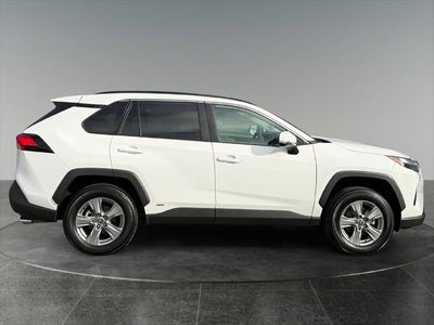2022 Toyota RAV4 Hybrid XLE