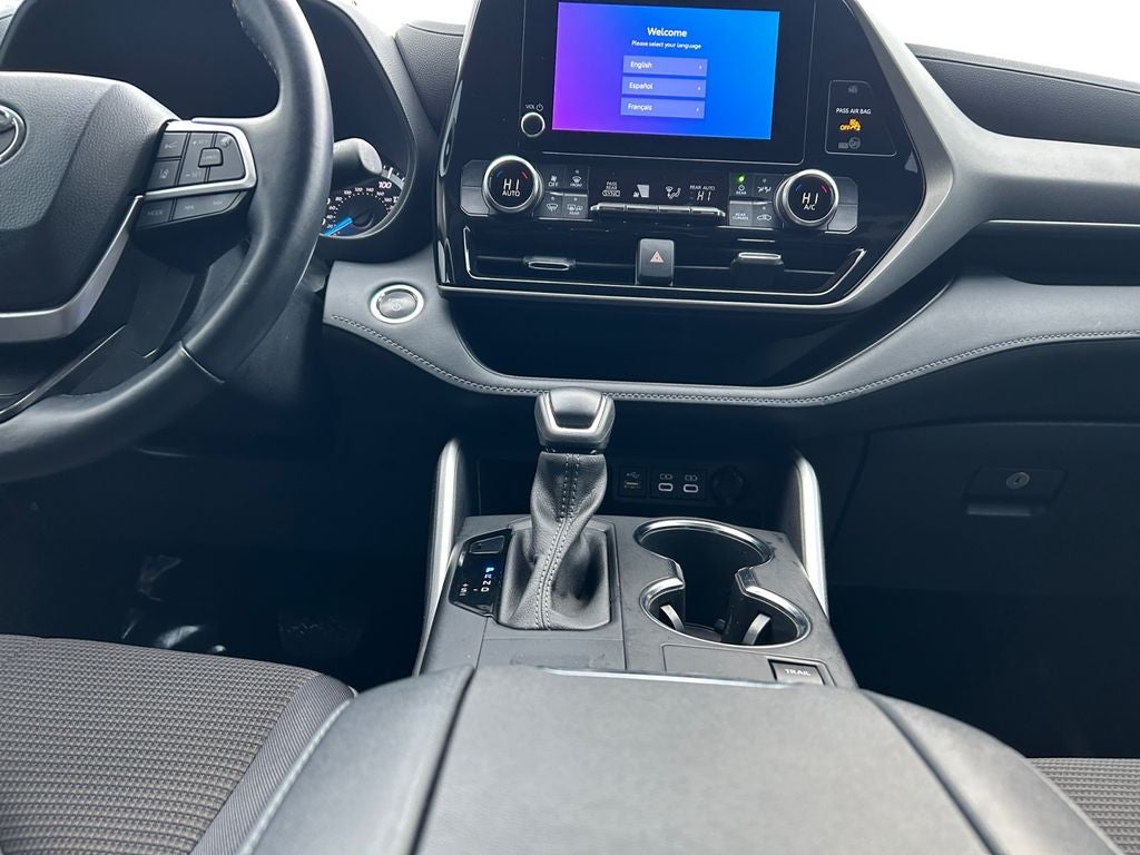 2023 Toyota Highlander Hybrid LE