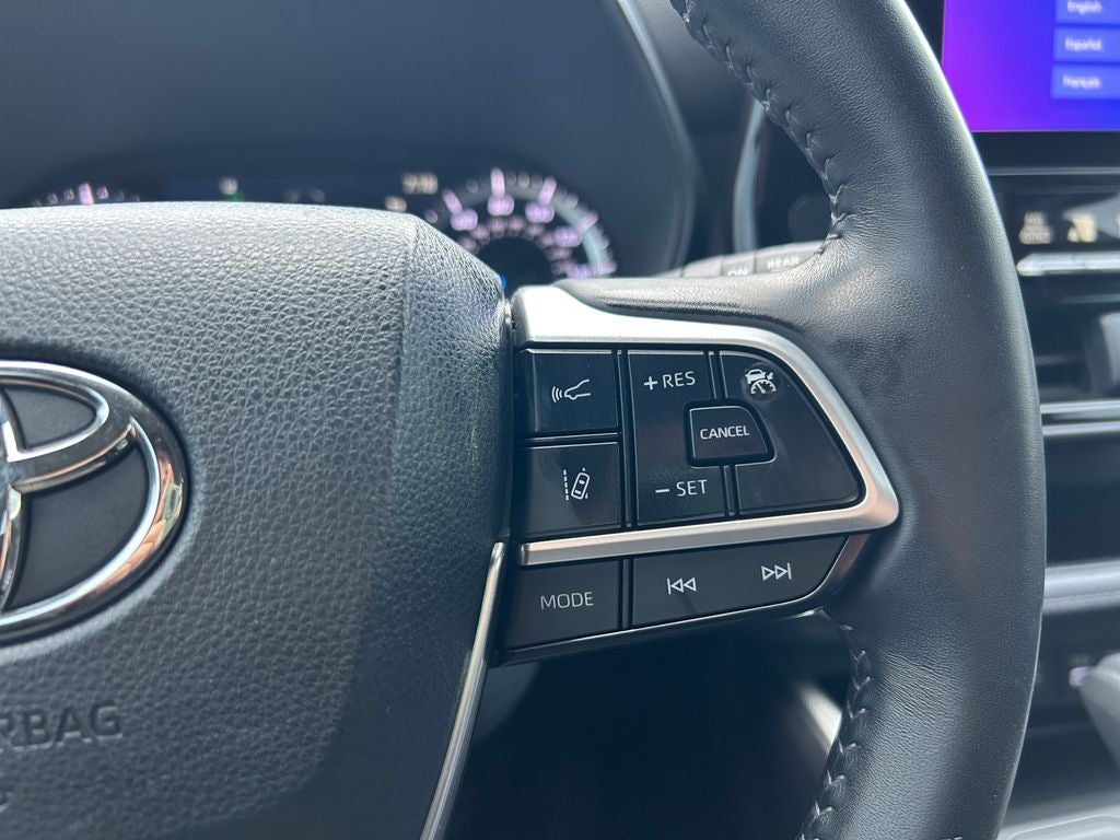 2023 Toyota Highlander Hybrid LE