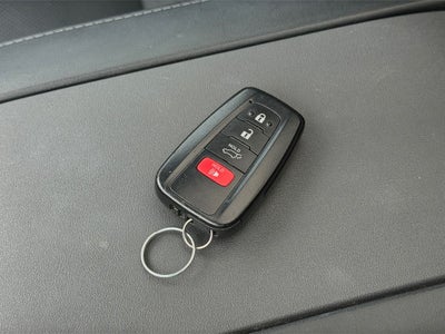 2022 Toyota Highlander Hybrid Platinum