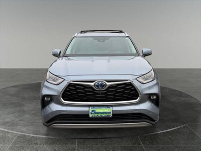 2023 Toyota Highlander Hybrid Platinum